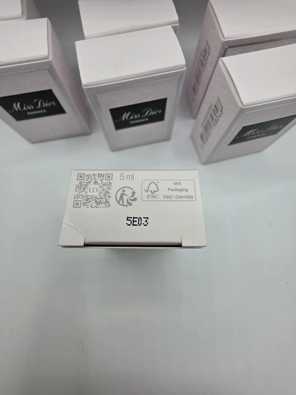 💯AUTHENTIC MISS DIOR ESSENCE PARFUME - Picture 4 of 4